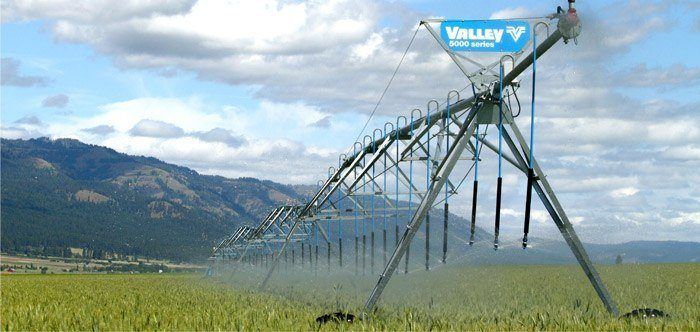Valley Center Pivot Irrigation Equipment 1